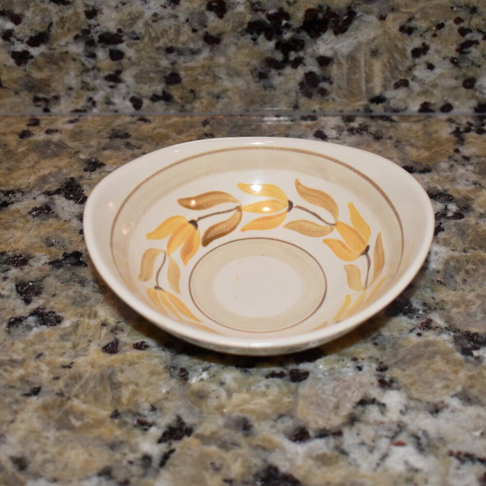 Set of (4) Red Wing Pottery Dessert Bowls